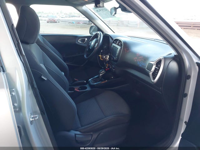 KNDJ23AU1M7795865 KIA mpi nu