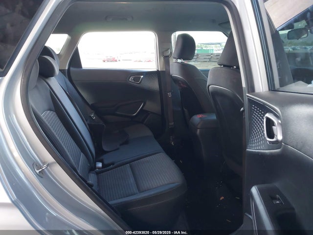 KNDJ23AU1M7795865 KIA mpi nu