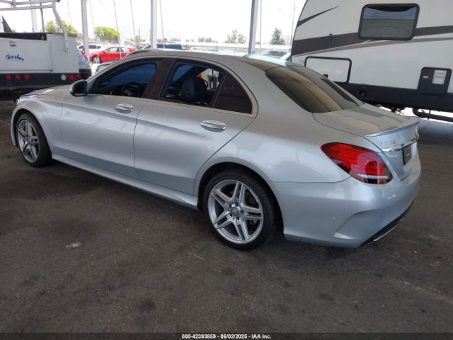 2020 MERCEDES-BENZ C 300 WDDWF8EB2LR527321 Photo 2