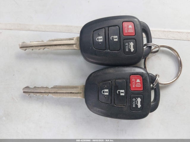 Продажа на аукционе авто 2018 Toyota Corolla Le, vin: 2T1BURHE6JC016938, номер лота: 42393868