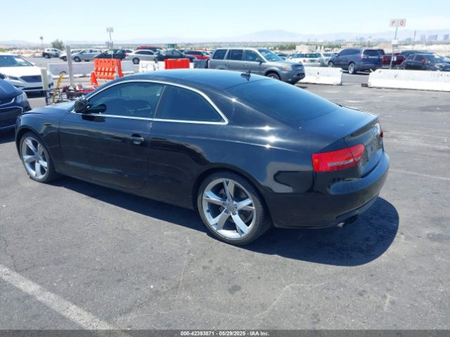 2011 AUDI A5 WAULFAFR5BA081336 Photo 2