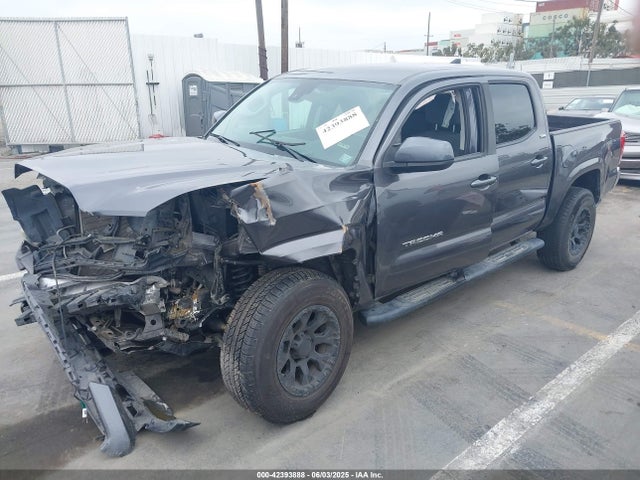 5TFAX5GN3KX149981 Toyota 2tr-fe