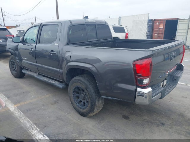 5TFAX5GN3KX149981 Toyota 2tr-fe