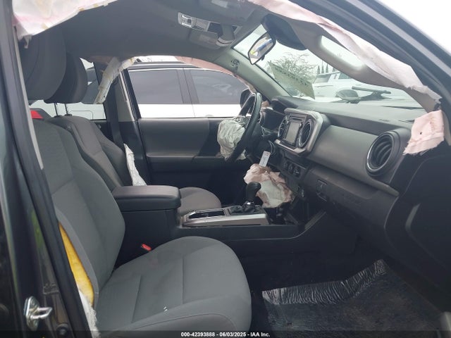 5TFAX5GN3KX149981 Toyota 2tr-fe