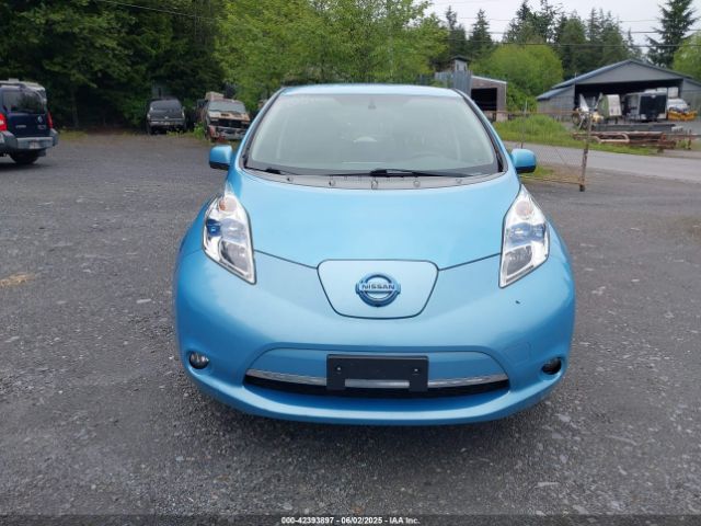 1N4AZ0CP3FC313933 Nissan Leaf Sl