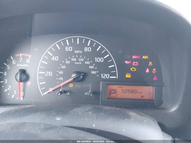 3N6CM0KN7GK699055 Nissan 2016