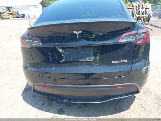 Tesla Model Y 2023 7SAYGDEF0PF712493 Image 15