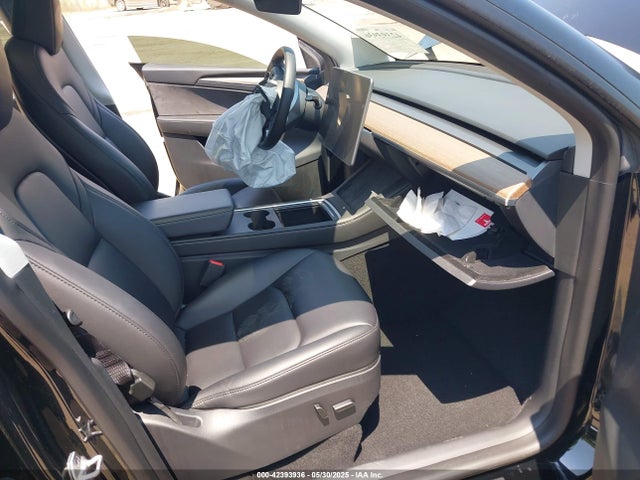Tesla Model Y 2023 7SAYGDEF0PF712493 Image 5