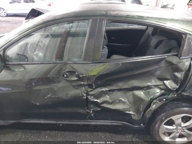 3CZRU5H30GM753424 Honda HR-V LX