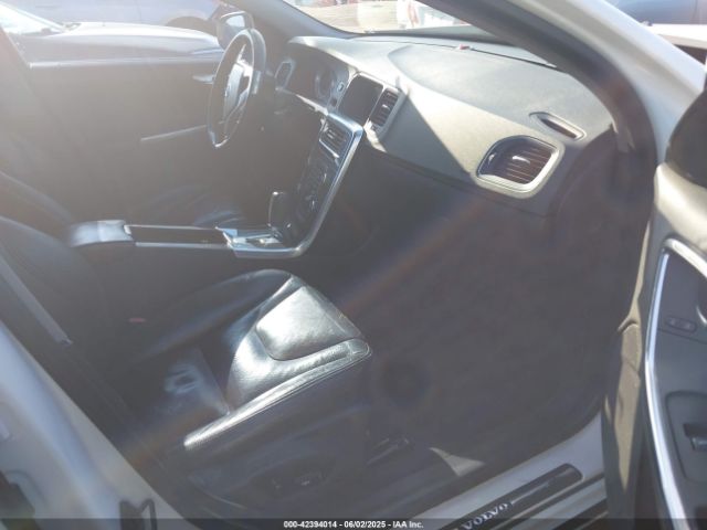 2012 VOLVO S60 YV1622FS0C2056306 Photo 4