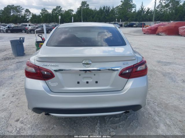 1N4AL3AP7HC126624 Nissan 2017