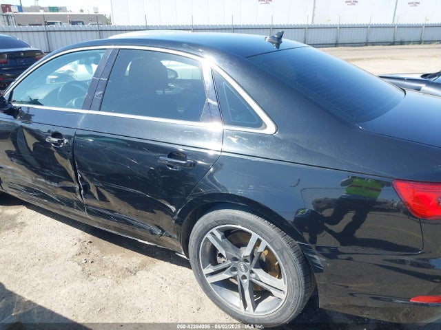 Audi 2017 2017 WAUENAF48HN000637 Image 18