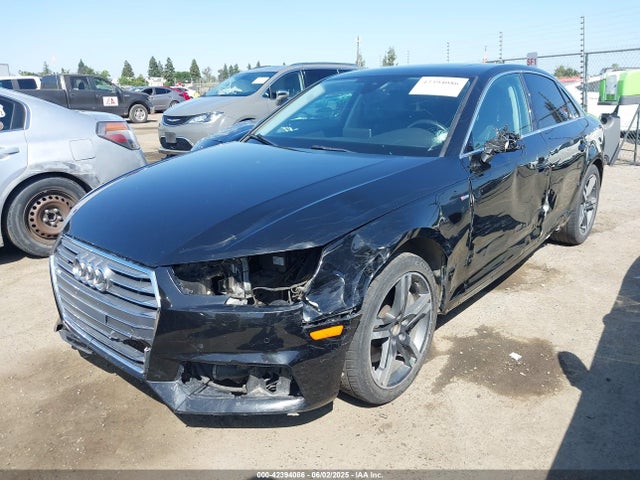 2017 AUDI A4 WAUENAF48HN000637 Photo 1