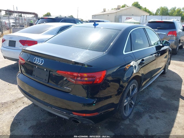 2017 AUDI A4 WAUENAF48HN000637 Photo 3
