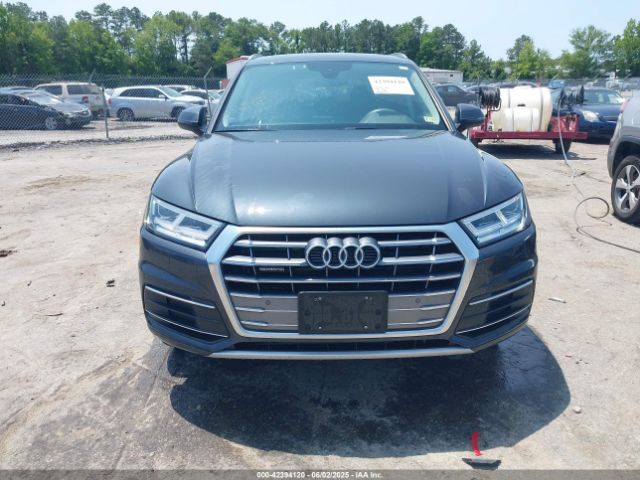 WA1BNAFY2K2136919 Audi Q5 45 Premium