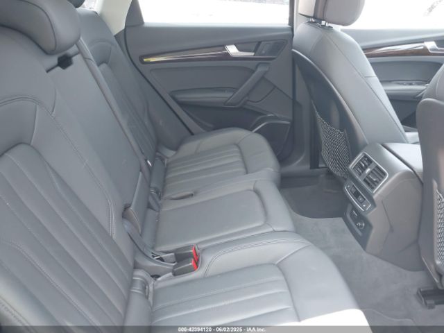 WA1BNAFY2K2136919 Audi Q5 45 Premium