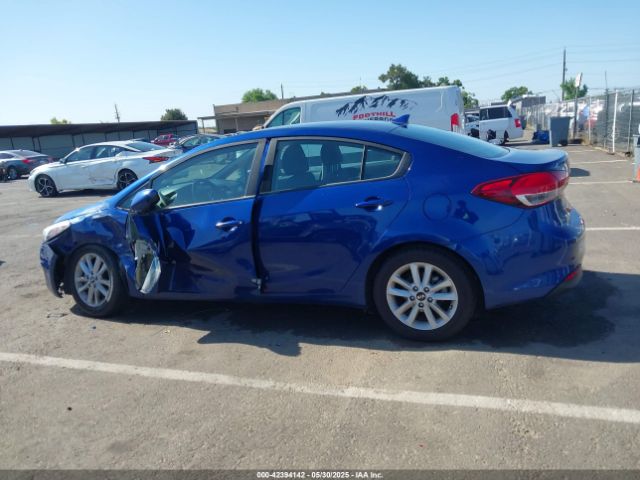 3KPFL4A75HE132811 KIA FORTE LX