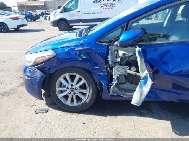 3KPFL4A75HE132811 KIA FORTE LX