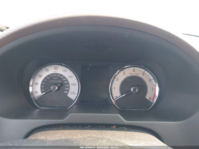 2011 JAGUAR XF SAJWA0GB3BLR84438 Photo 6