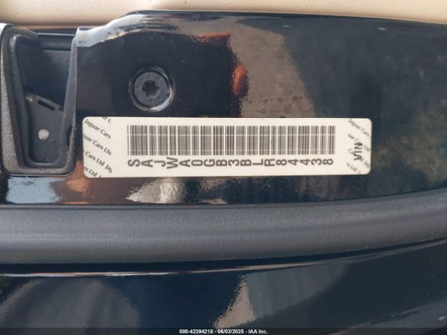 2011 JAGUAR XF SAJWA0GB3BLR84438 Photo 8