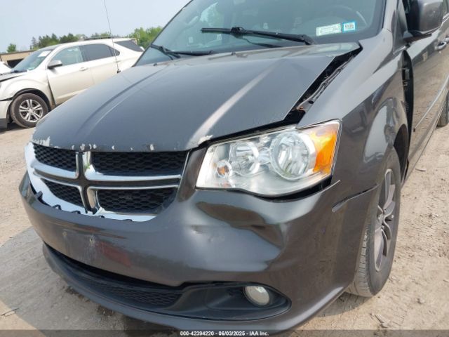 2C4RDGCG2HR711522 Dodge Grand Caravan Sxt