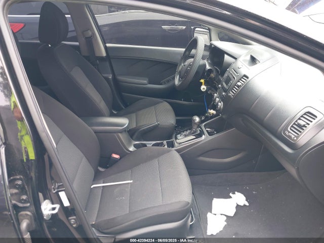 3KPFK4A77HE140251 KIA FORTE LX