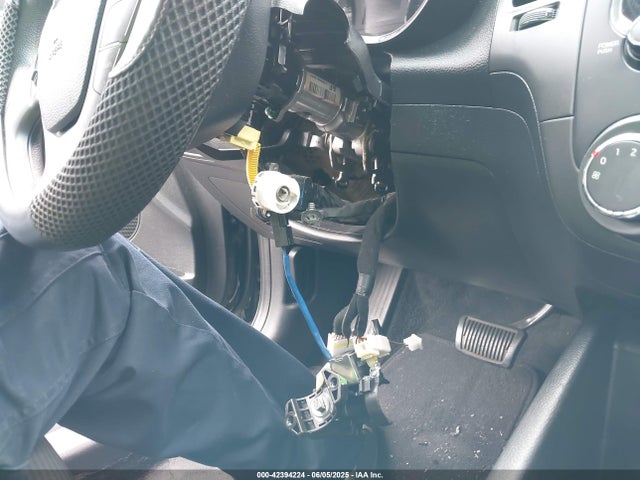3KPFK4A77HE140251 KIA FORTE LX