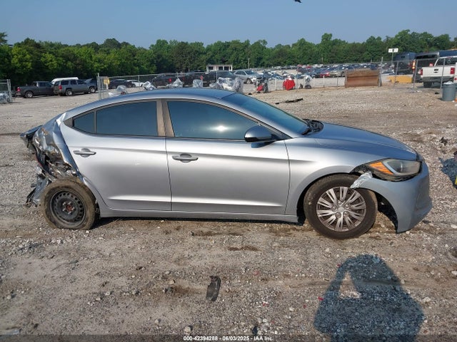 Hyundai Elantra 2017 5NPD74LF8HH112001 Image 13