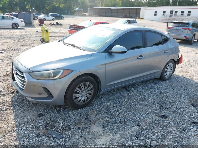 Hyundai Elantra 2017 5NPD74LF8HH112001 Image 2