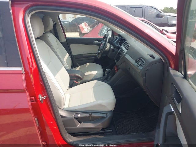 3VV3B7AX9JM054814 Volkswagen 2018