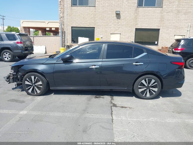 Nissan 2021 2021 1N4BL4DV7MN326681 Image 15