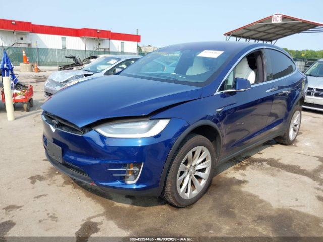 2018 TESLA MODEL X 5YJXCAE21JF142592 Photo 1
