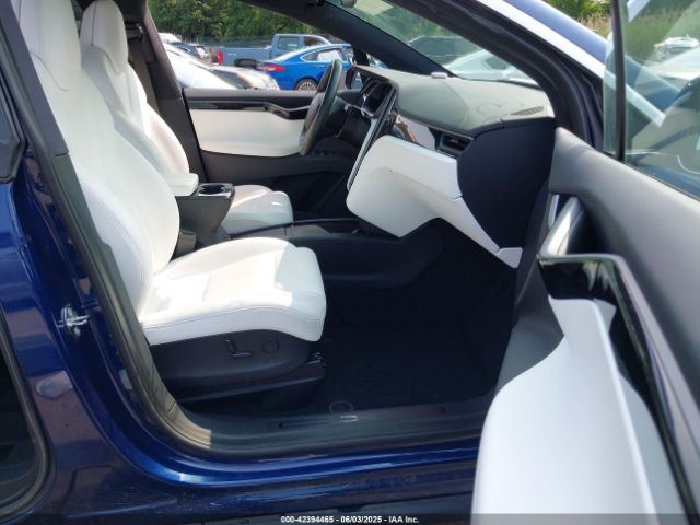 2018 TESLA MODEL X 5YJXCAE21JF142592 Photo 4