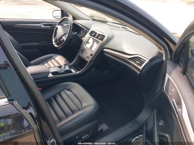 Ford FUSION SEL 2019 3FA6P0CD4KR118890 Image 5