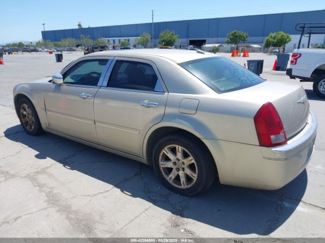 2005 CHRYSLER 300 2C3AA53G05H574466 Photo 2