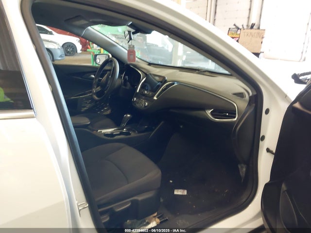 Chevrolet lfv - direct injection, variable valve timing, gen 1 2020 1G1ZD5ST0LF097405 Image 5