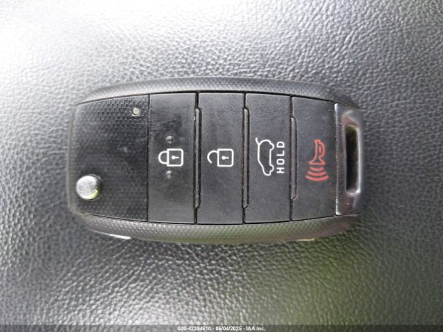 KNDJN2A23G7328323 KIA Soul