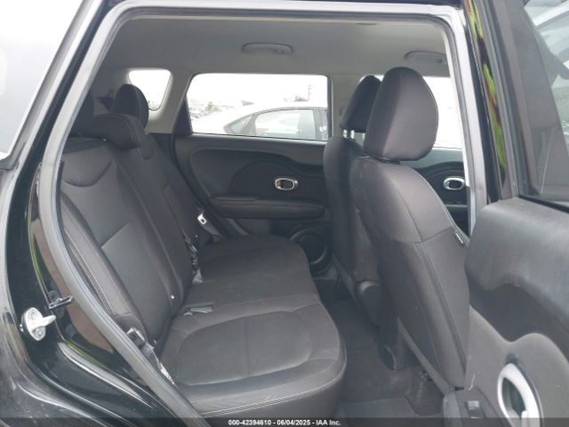 KNDJN2A23G7328323 KIA Soul