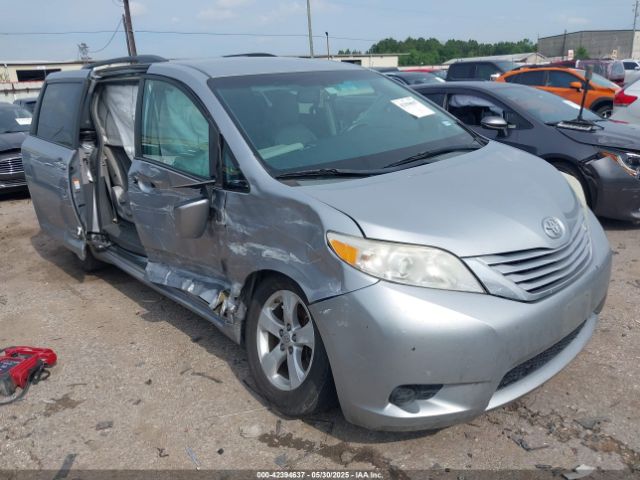 2015 TOYOTA SIENNA 5TDKK3DC1FS655489