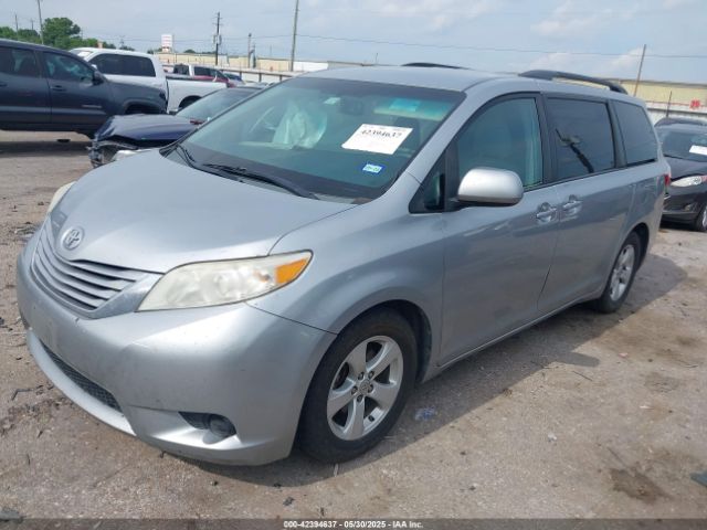 2015 TOYOTA SIENNA 5TDKK3DC1FS655489 Photo 1