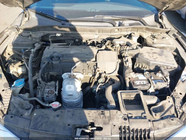 1HGCR2F37HA305275 Honda k24w1