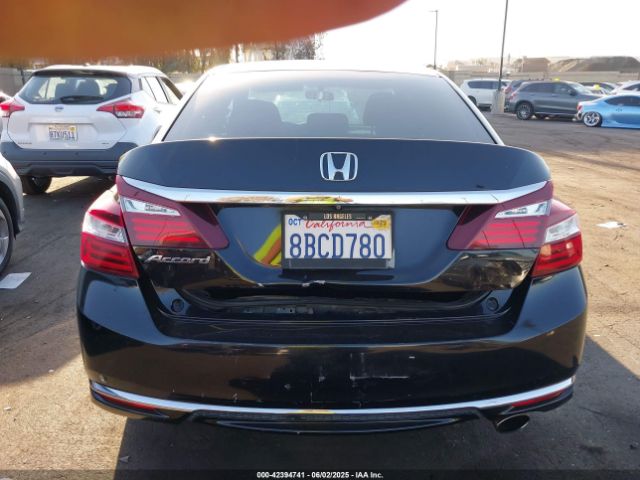 1HGCR2F37HA305275 Honda k24w1