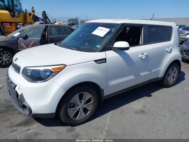 KNDJN2A27G7324713 KIA Soul