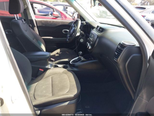 KNDJN2A27G7324713 KIA Soul