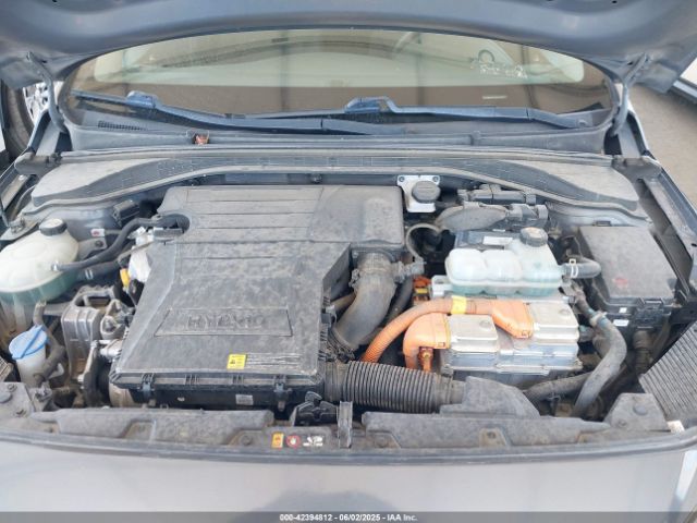 2019 HYUNDAI IONIQ HYBRID KMHC65LC0KU136702 Photo 9