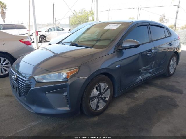 2019 HYUNDAI IONIQ HYBRID KMHC65LC0KU136702 Photo 1
