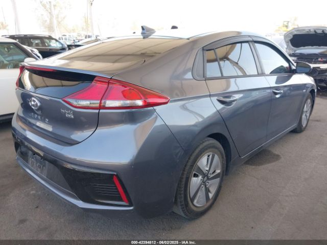 2019 HYUNDAI IONIQ HYBRID KMHC65LC0KU136702 Photo 3
