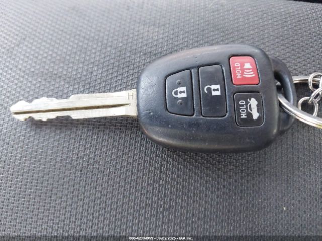 2017 TOYOTA COROLLA 5YFBURHE8HP651878 Photo 10