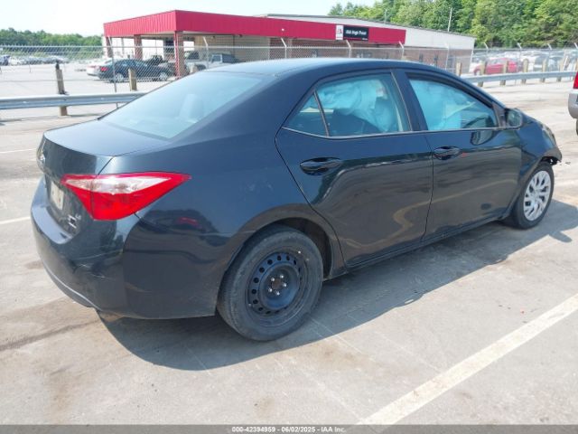 2017 TOYOTA COROLLA 5YFBURHE8HP651878 Photo 3