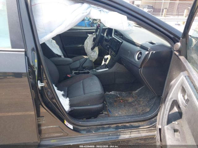2017 TOYOTA COROLLA 5YFBURHE8HP651878 Photo 4